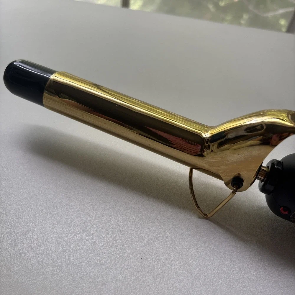 Hot Tools Pro Signature Gold Curling Iron Long-Lasting Defined Curls 1 Inch